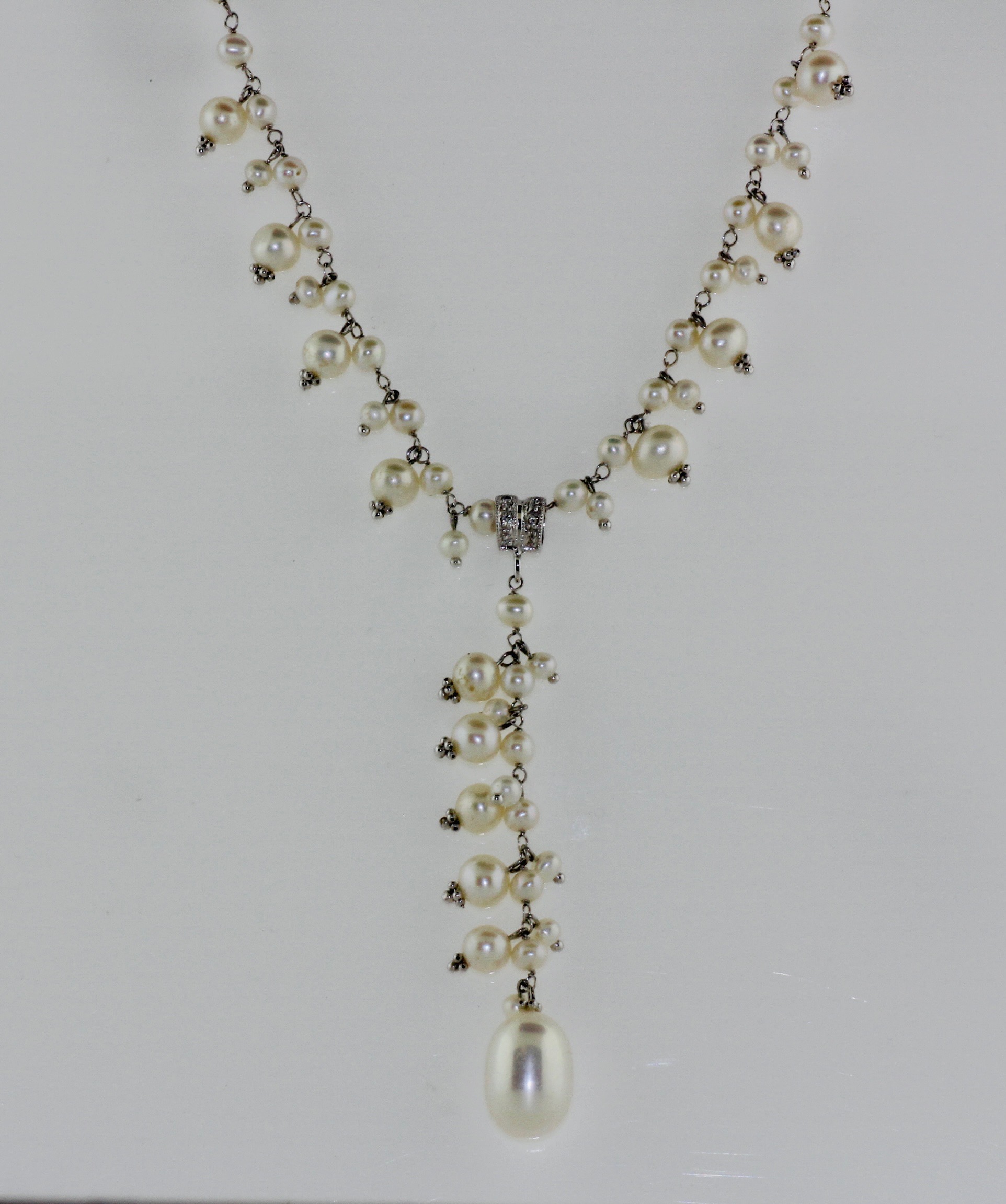 14K 17" Freshwater Necklace with Drop Detail
