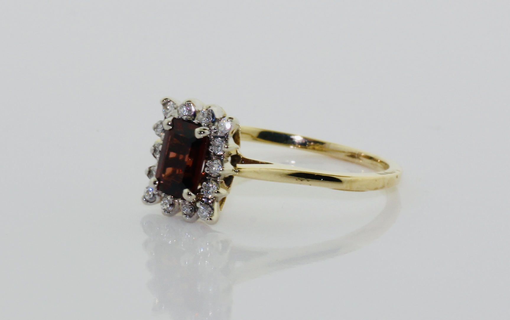 14K Yellow Gold Garnet (0.25ct) and Diamond Ring