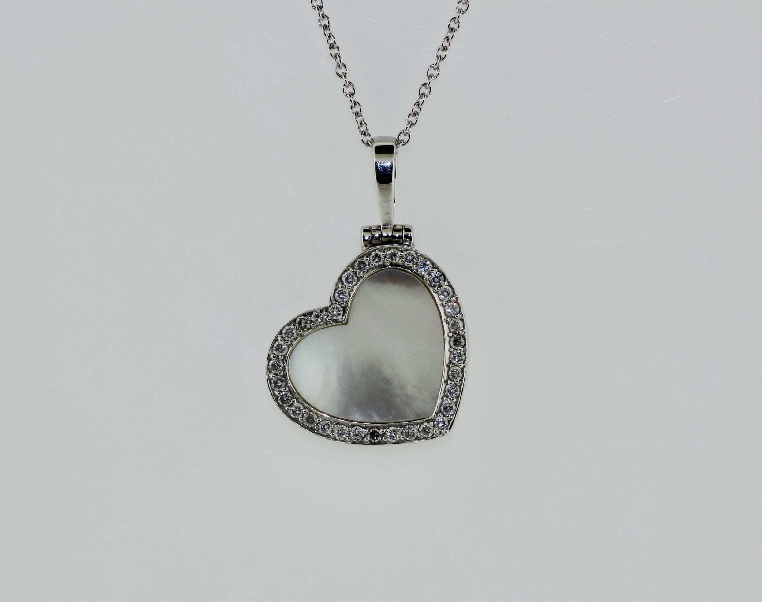 14K White Gold Mother of Pearl Heart Pendant with Diamonds