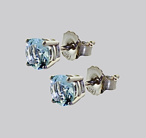 14K White Gold Aquamarine Stud Earrings