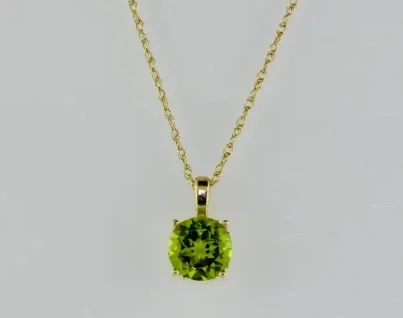 14K Yellow Gold 7mm Peridot Pendant
