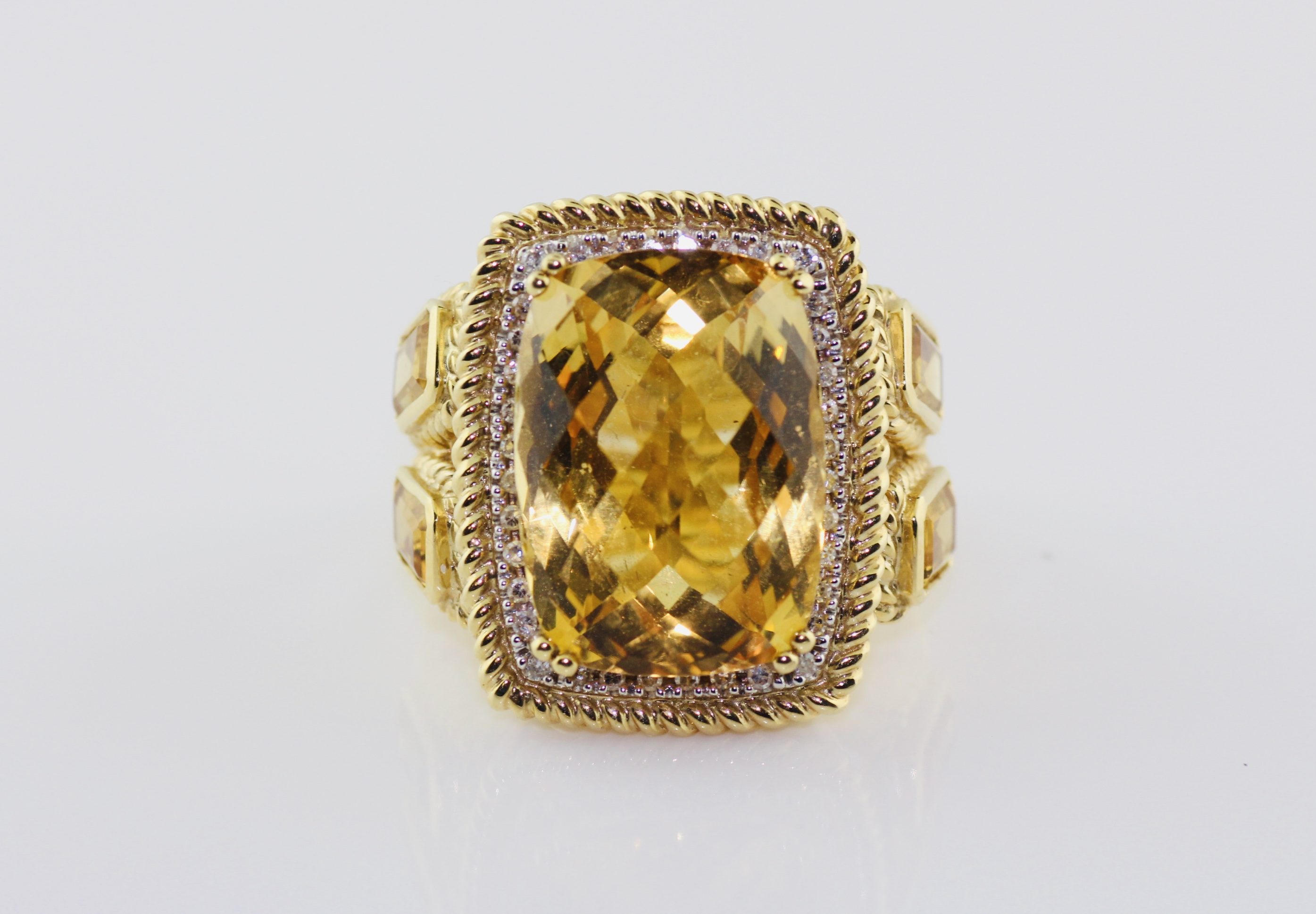 14K Yellow Gold Citrine and Diamond (0.44ctw) Ring