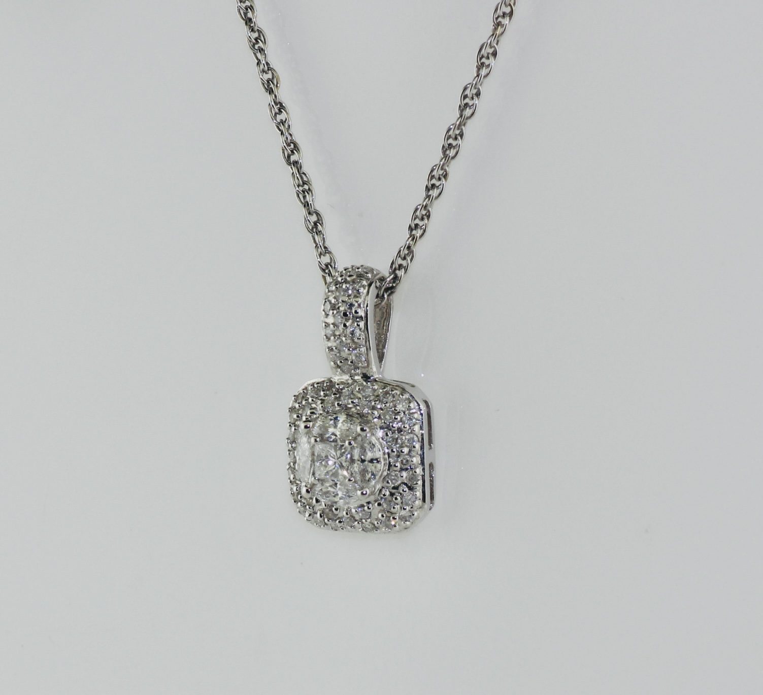 18K White Gold Square Diamond Pendant
