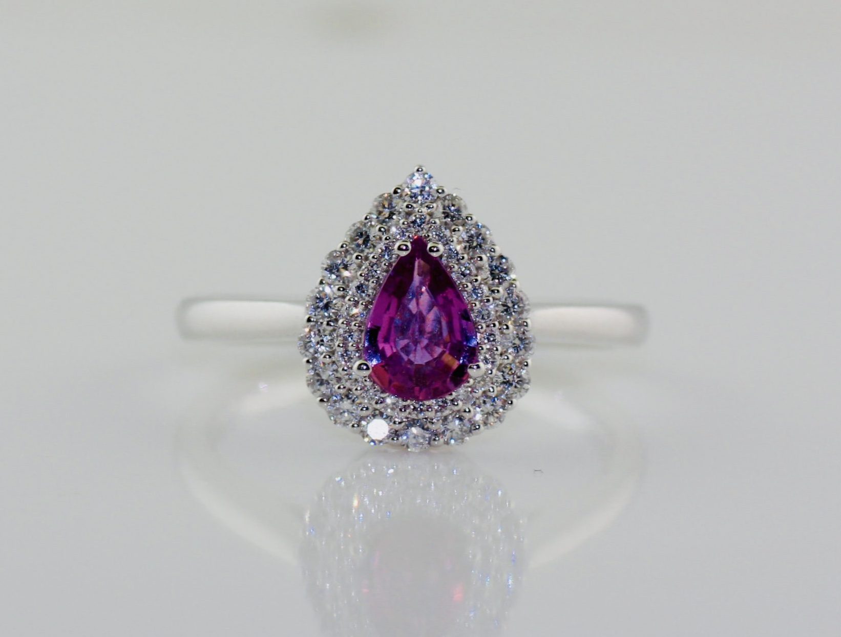 Platinum Pink/Purple Sapphire (0.68ct)and Diamond (0.42, VS1, E-F) Ring