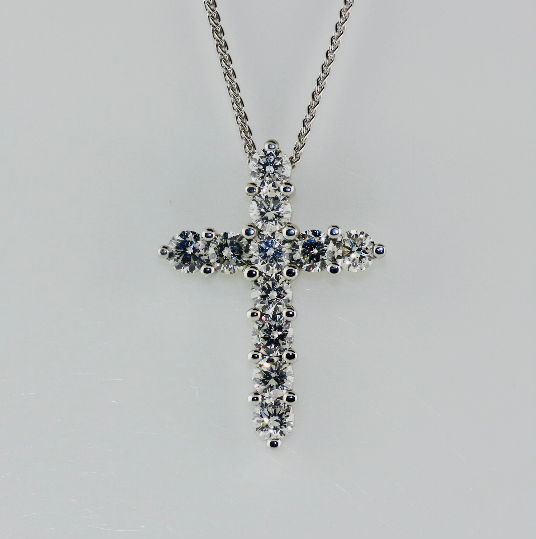 14K White Gold Lab Grown Diamond (2.75ctw) Cross Pendant