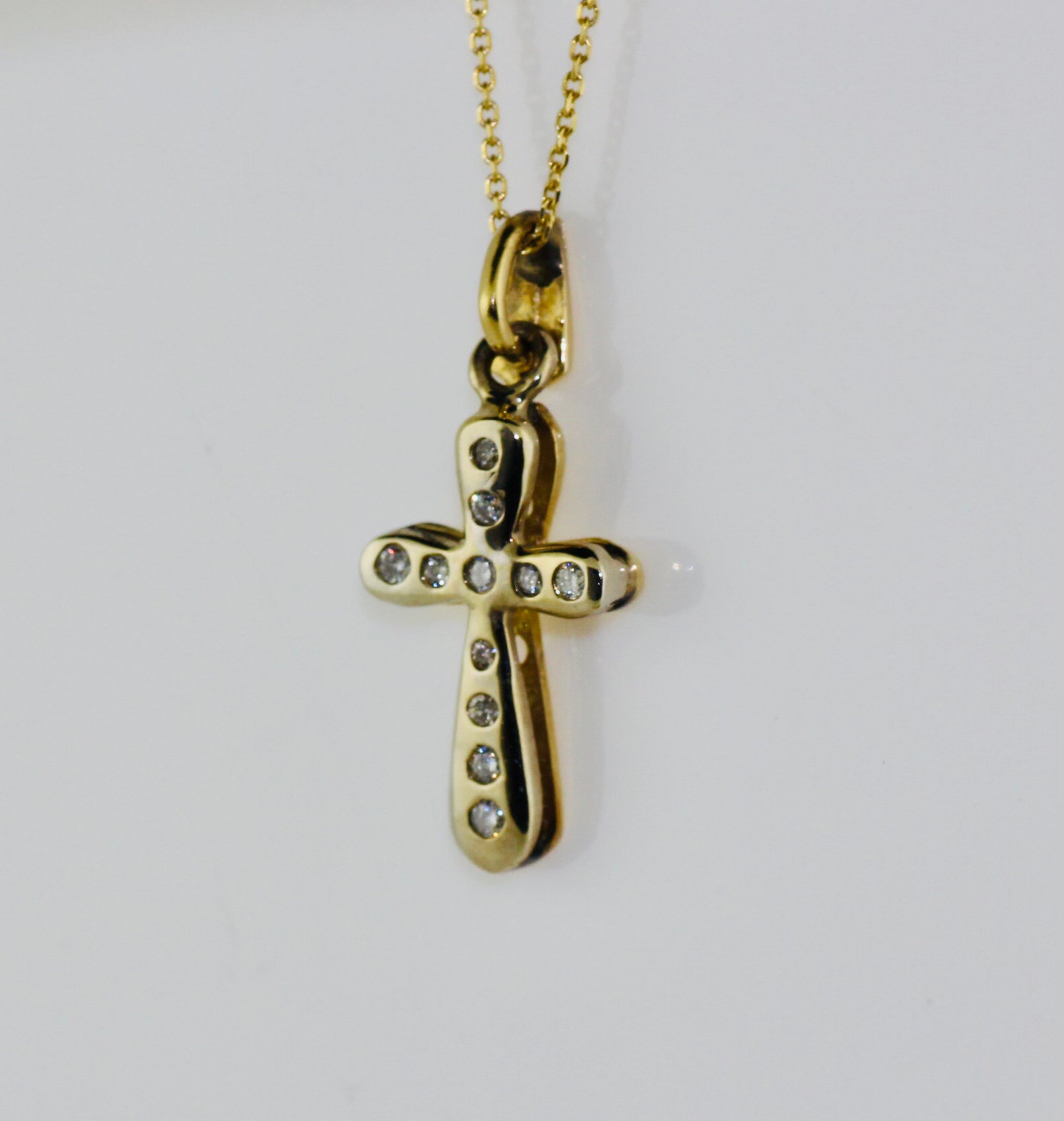 14K Yellow and White Gold Diamond Cross (0.15ctw)