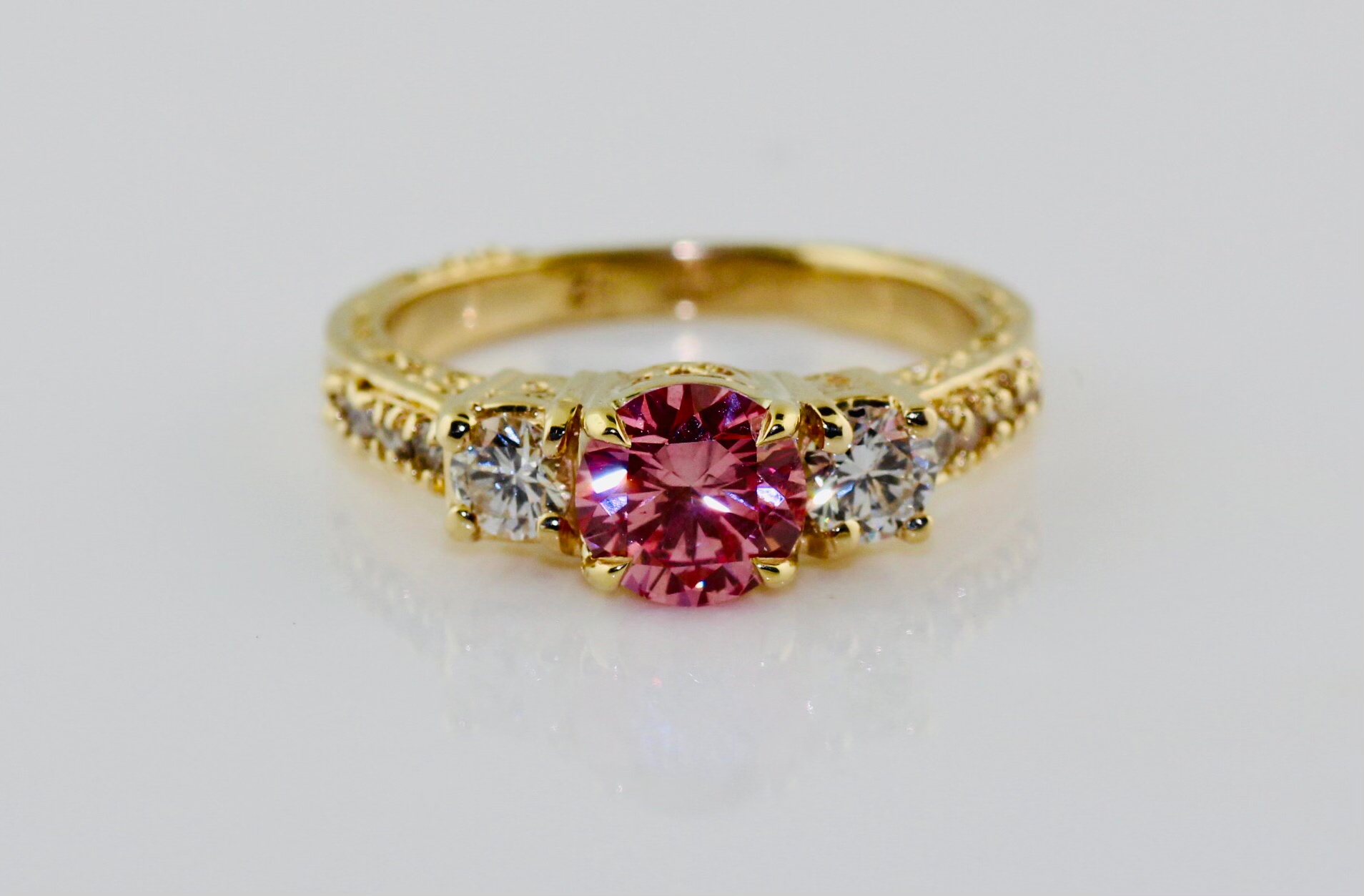 14K Yellow Gold Natural Diamond (0.62ct) and Lab Grown Pink Diamond (1.02ct, SI1) Ring