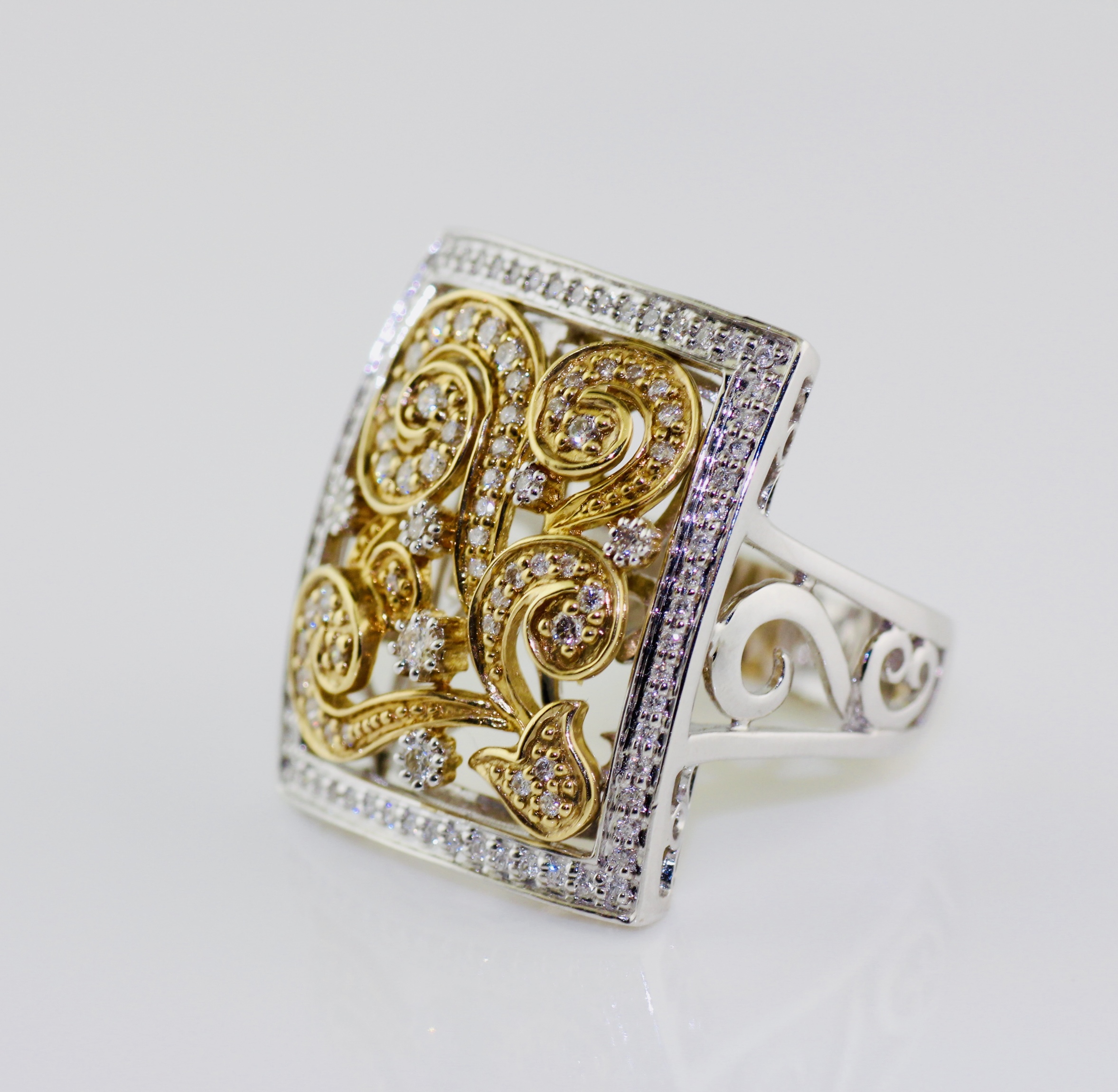 14K Two Toned Diamond (1.05ctw) Swirl Square Ring